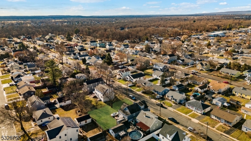Manville Boro, New Jersey 08835, United States, 3 Bedrooms Bedrooms, ,2 BathroomsBathrooms,Residential,Active,24477
