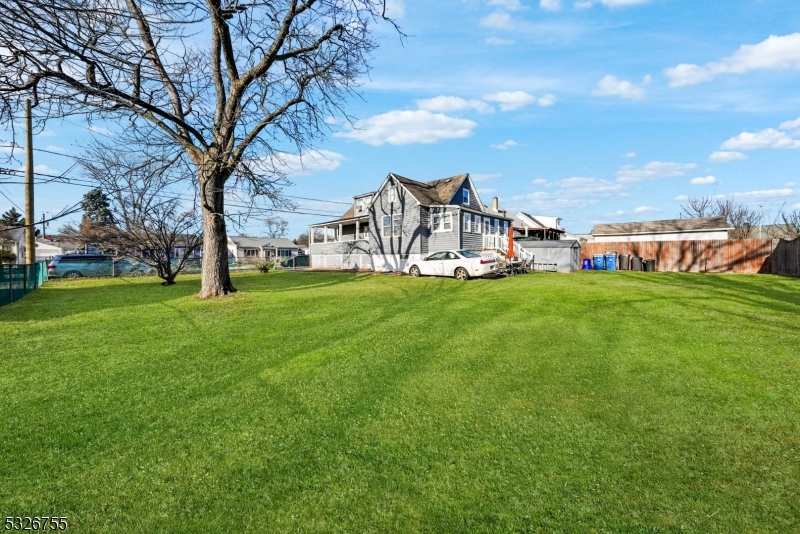 Manville Boro, New Jersey 08835, United States, 3 Bedrooms Bedrooms, ,2 BathroomsBathrooms,Residential,Active,24477