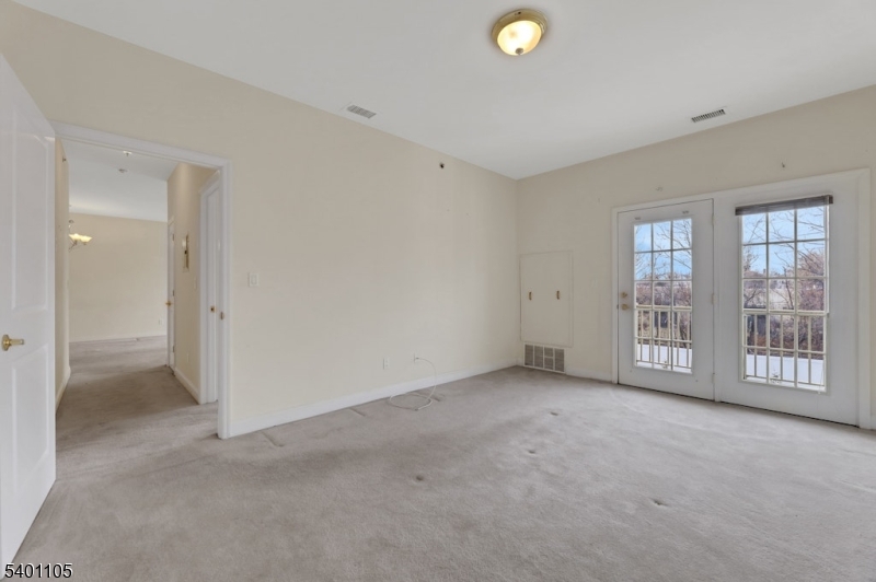 Saw Mill Commons - Residential