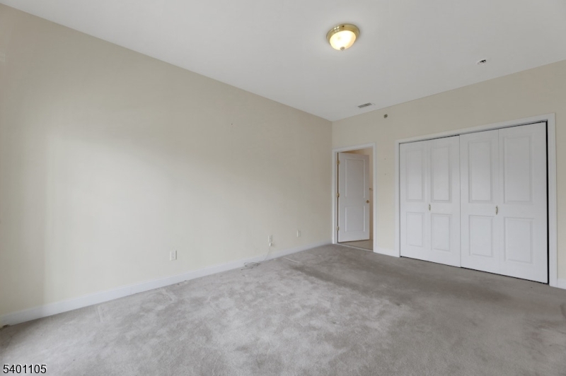 Saw Mill Commons - Residential