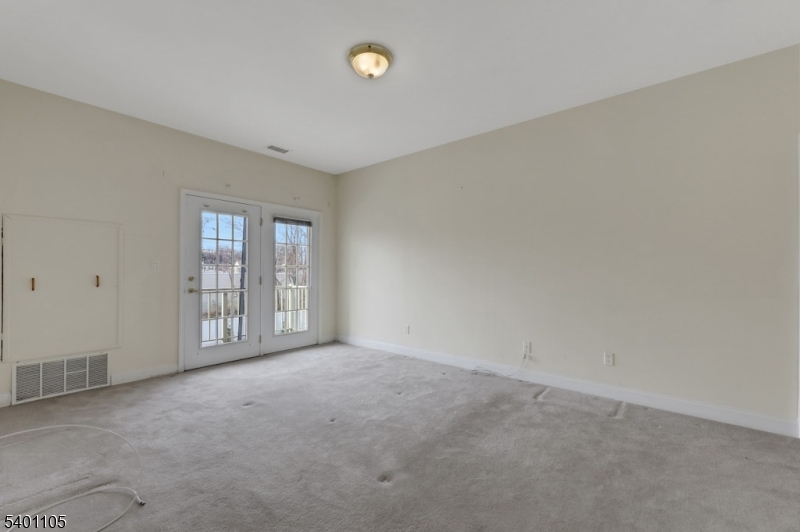 Saw Mill Commons - Residential