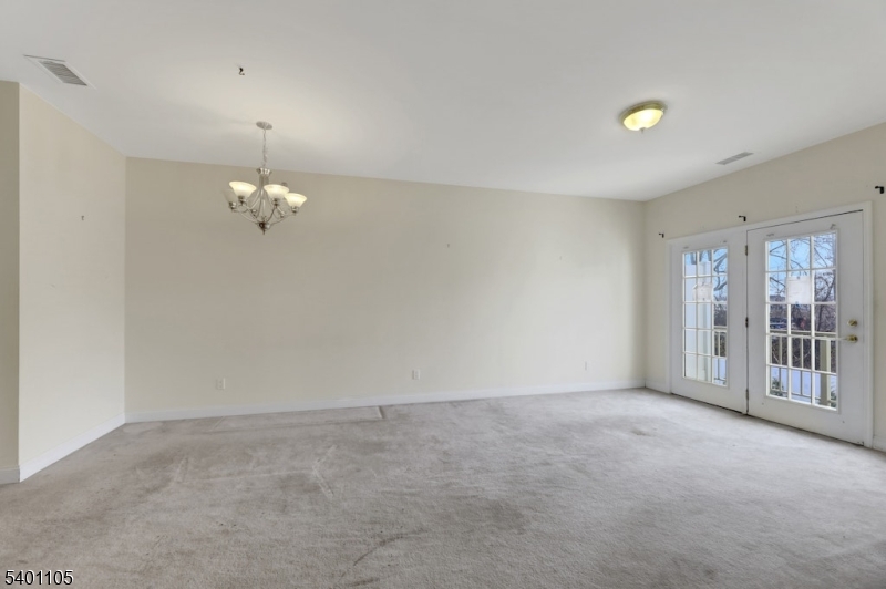 Saw Mill Commons - Residential