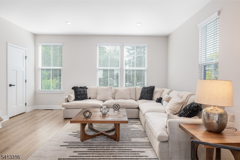 Hackettstown Crossing - Residential