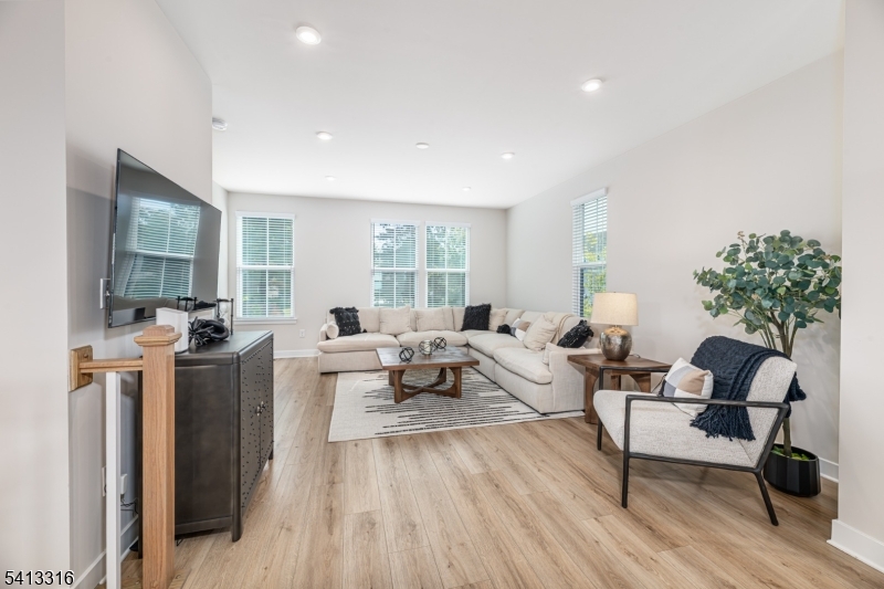 Hackettstown Crossing - Residential