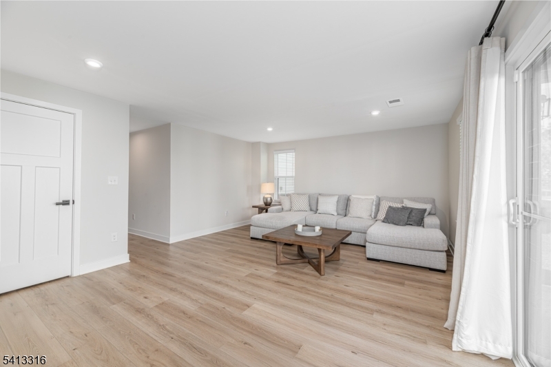 Hackettstown Crossing - Residential