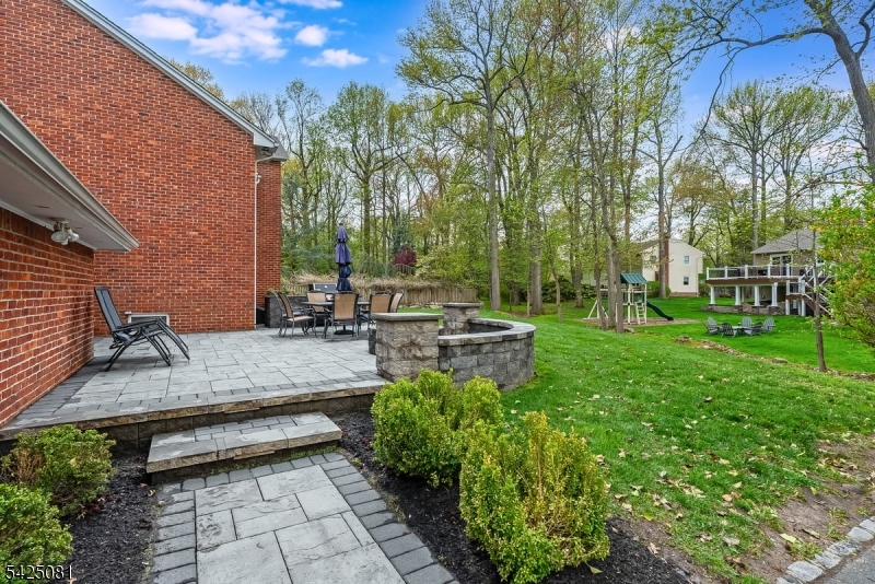 Baltusrol Top - Residential