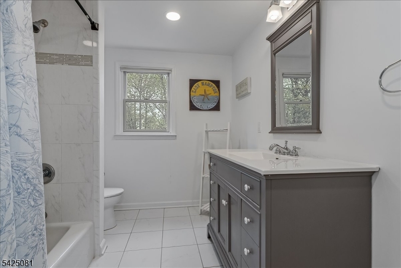 Baltusrol Top - Residential