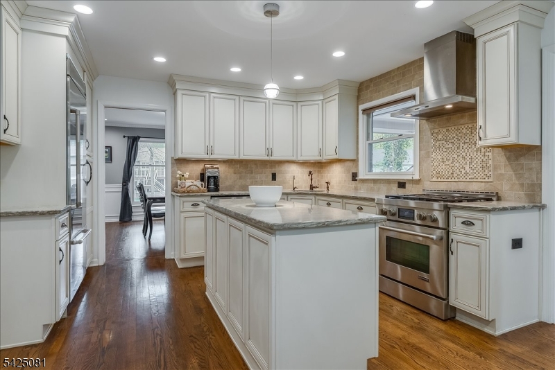 Baltusrol Top - Residential