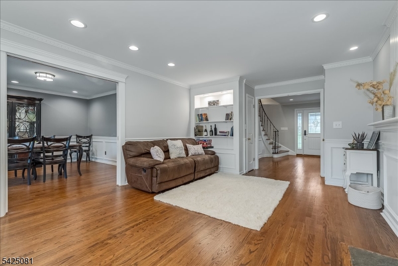 Baltusrol Top - Residential