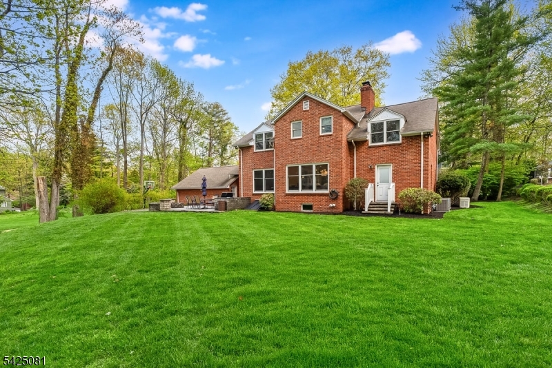 Baltusrol Top - Residential
