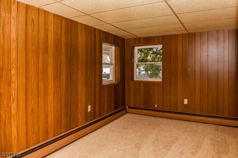 Gordon Lakes - Residential