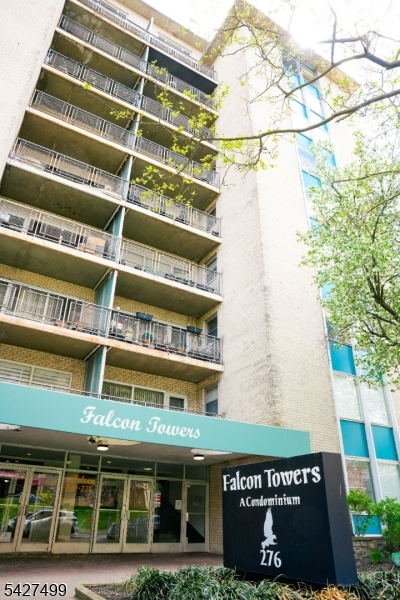 Falcon Towers - Residential