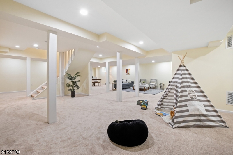 Hartshorn - Residential