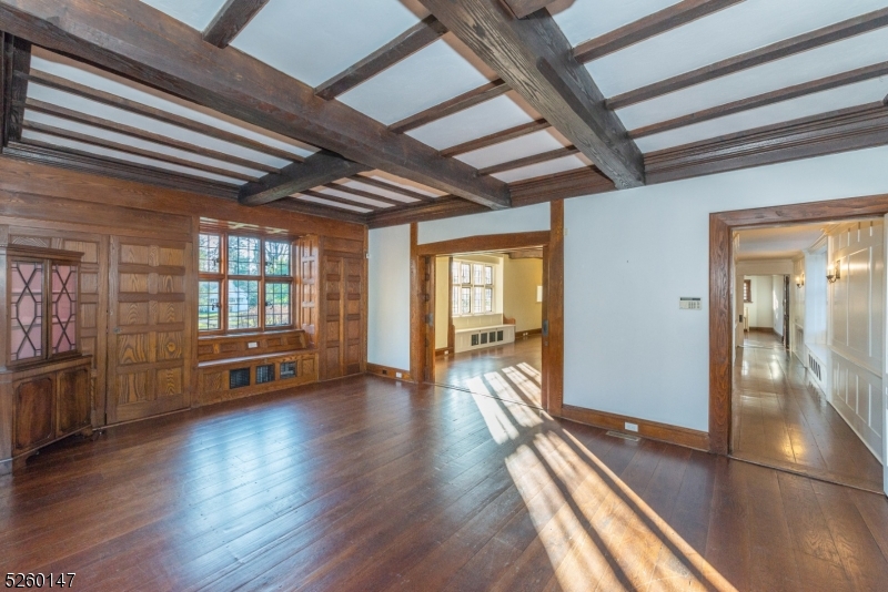 Old Short Hills - Residential