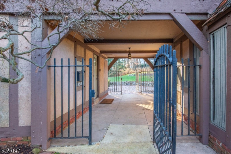 Old Short Hills - Residential