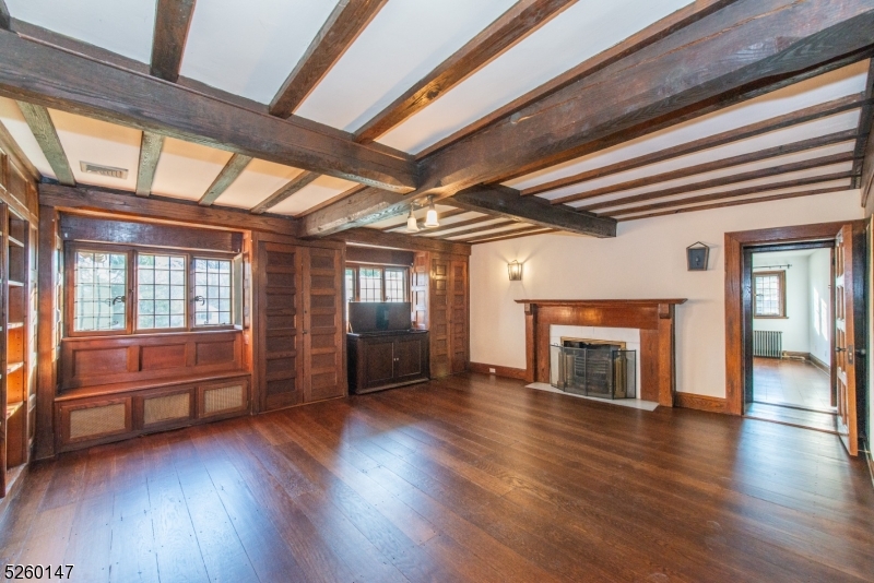 Old Short Hills - Residential