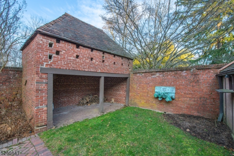 Old Short Hills - Residential