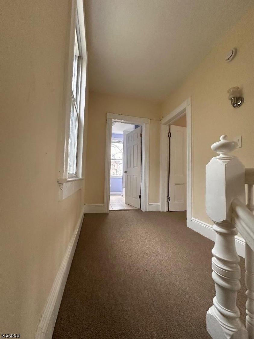 UPTOWN - Residential Lease