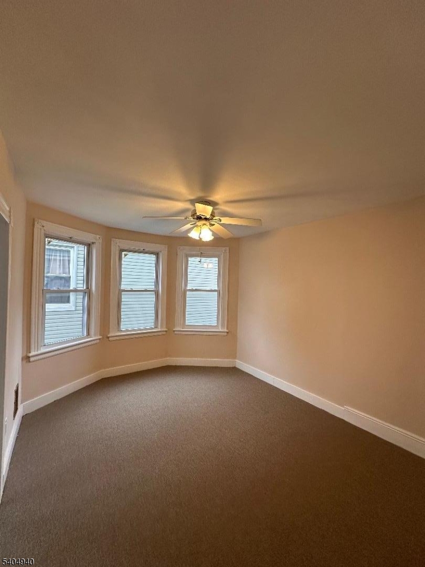 UPTOWN - Residential Lease