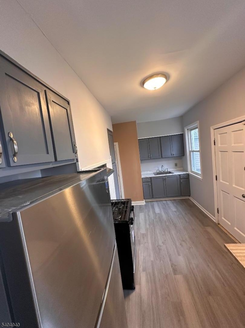 UPTOWN - Residential Lease