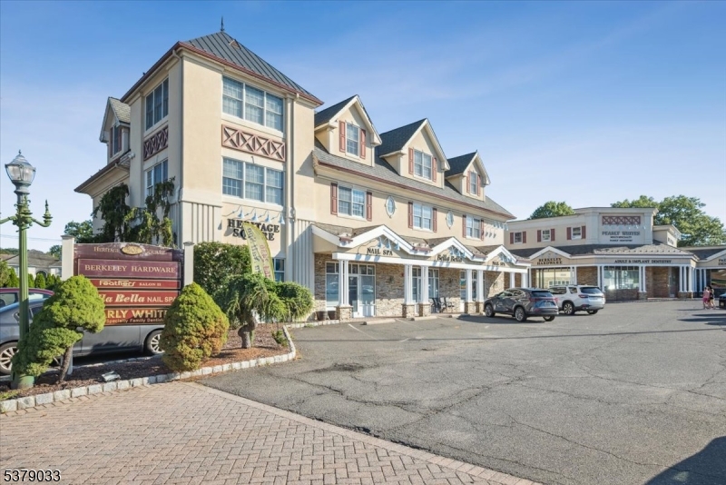 Berkeley Heights Twp., New Jersey 07922, United States, ,Residential,Active,198361