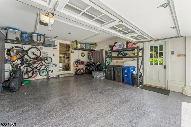 Kampfe Lake - Residential