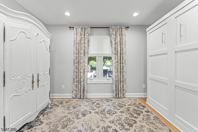 Kampfe Lake - Residential