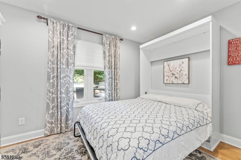 Kampfe Lake - Residential