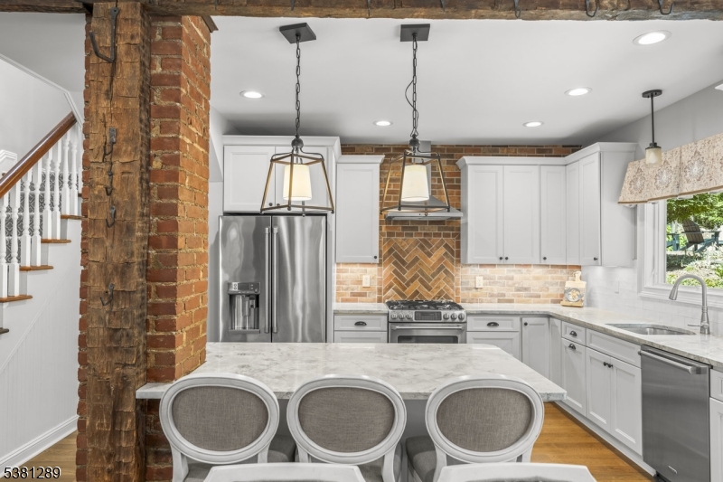 Kampfe Lake - Residential