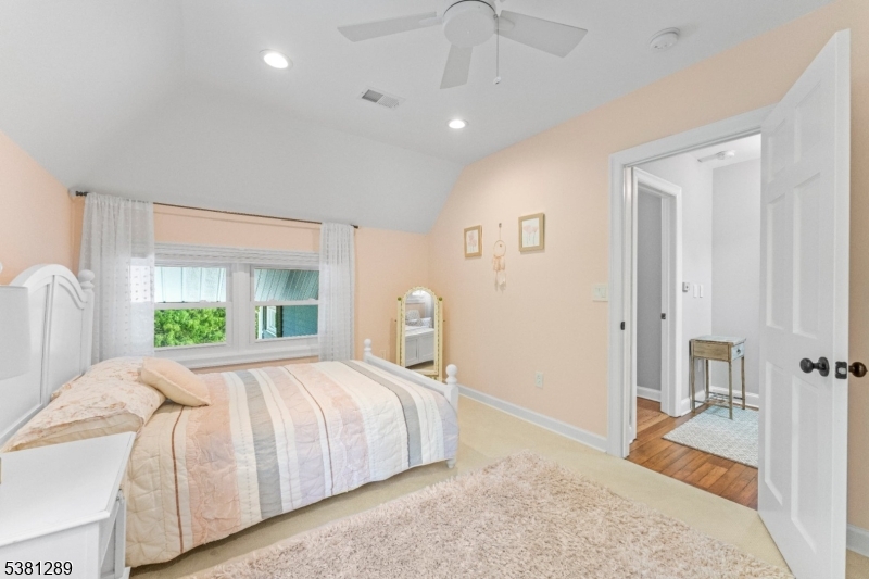 Kampfe Lake - Residential