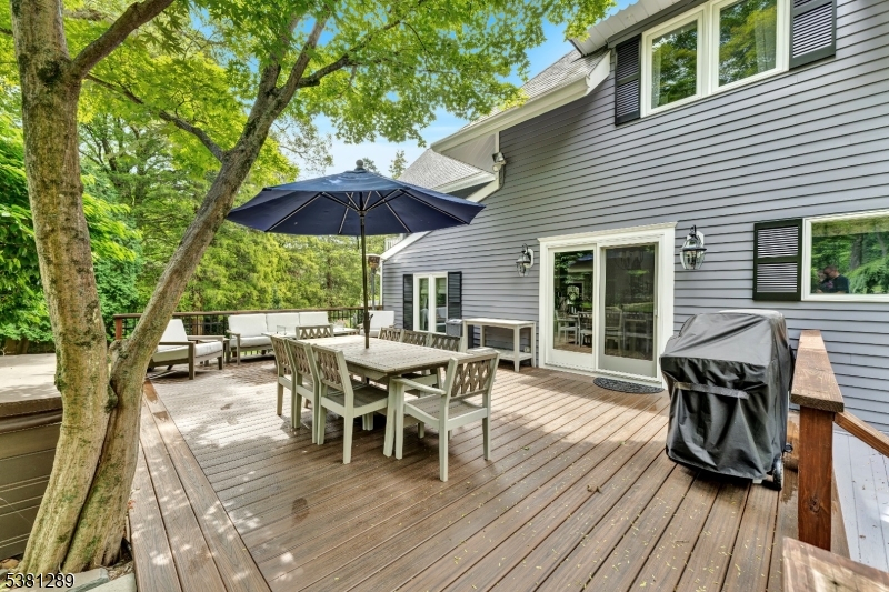 Kampfe Lake - Residential