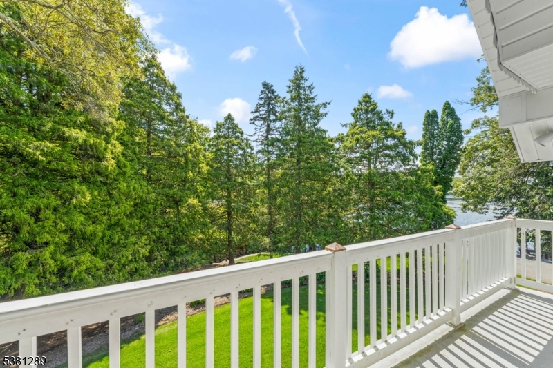 Kampfe Lake - Residential