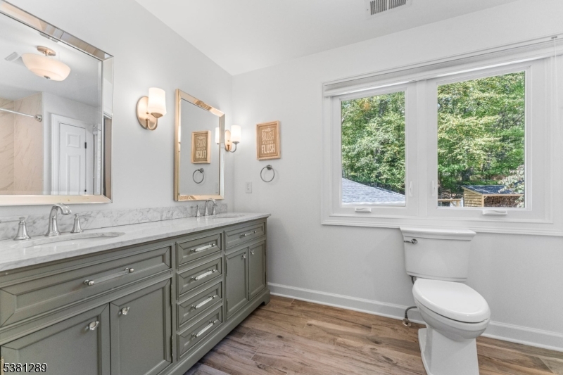 Kampfe Lake - Residential