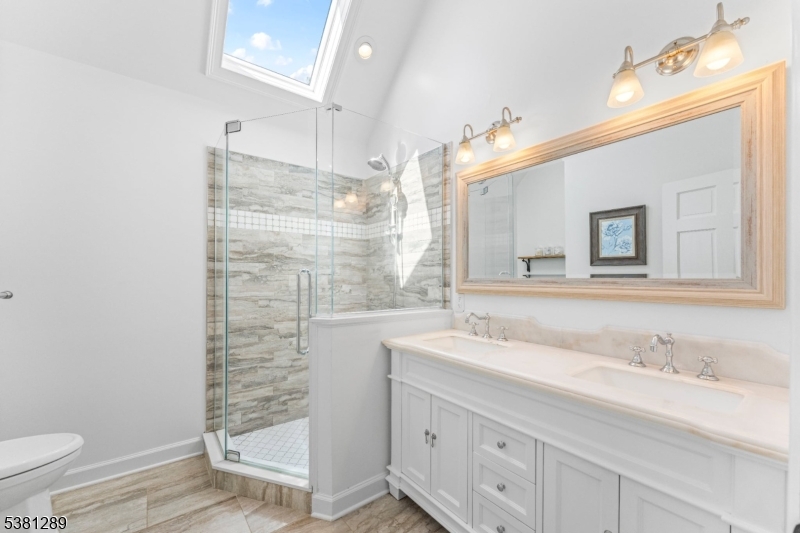 Kampfe Lake - Residential