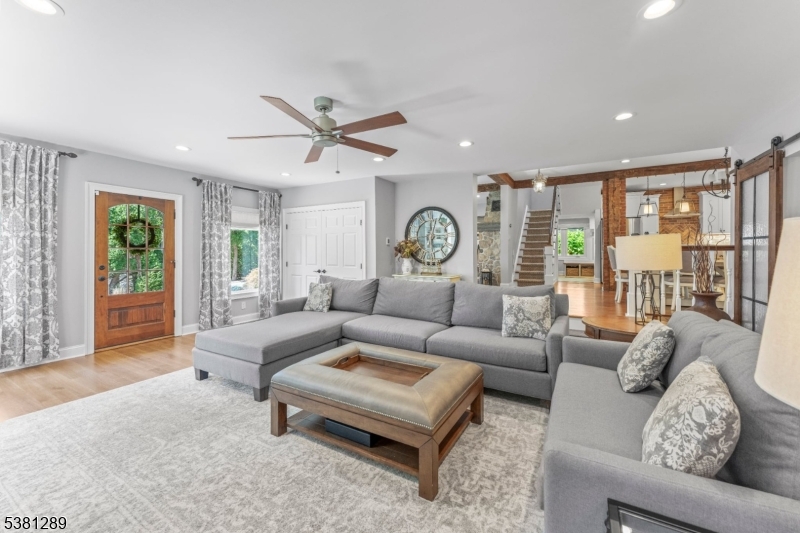 Kampfe Lake - Residential