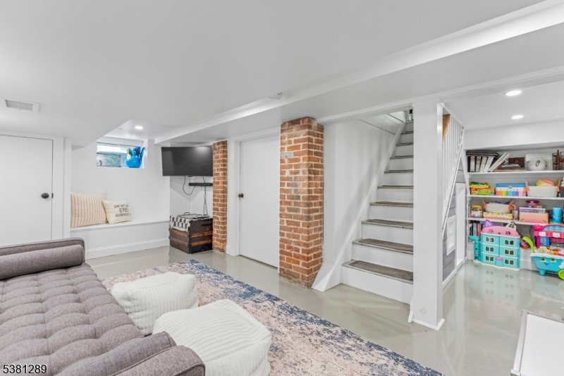 Kampfe Lake - Residential