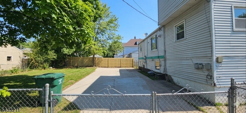 Photo 1 of 14 — 237-239 Smith St, Newark City, NJ 07106