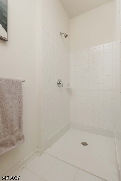 Meadow Brook Hillsborough - Residential