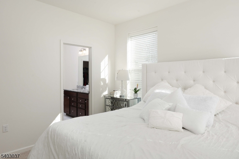 Meadow Brook Hillsborough - Residential