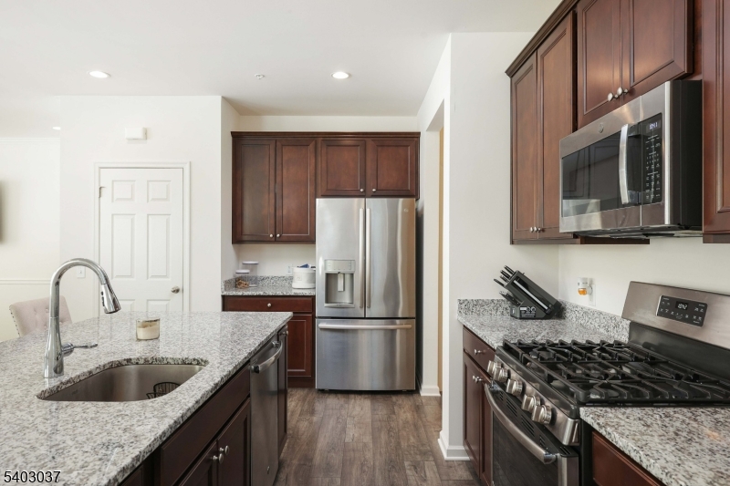 Meadow Brook Hillsborough - Residential