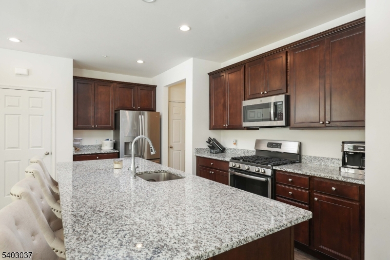 Meadow Brook Hillsborough - Residential