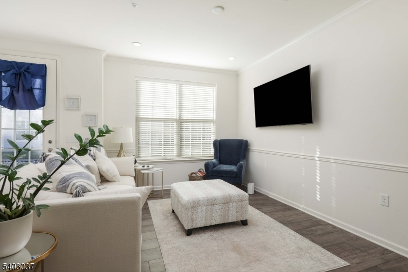 Meadow Brook Hillsborough - Residential