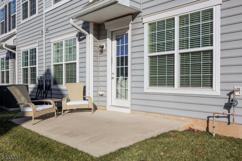 Meadow Brook Hillsborough - Residential