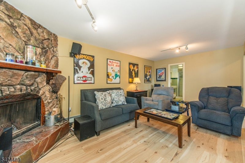 Mt Tabor - Residential