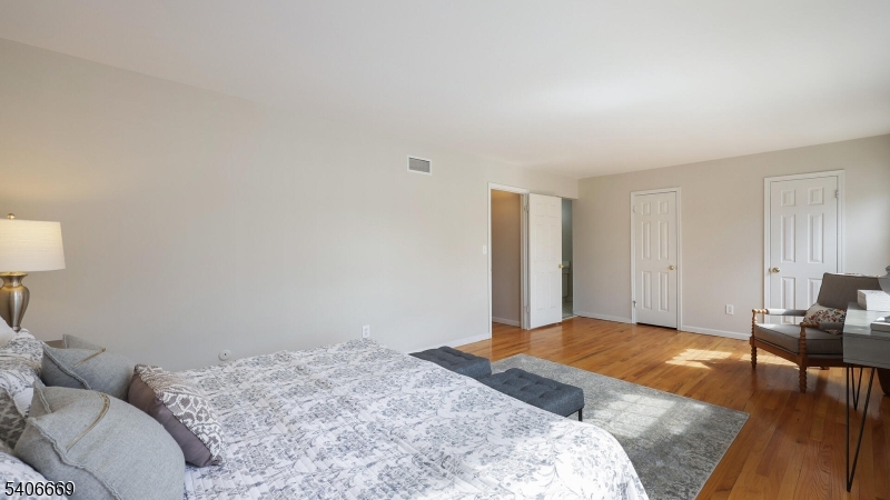 Cowperthwaite Square - Residential