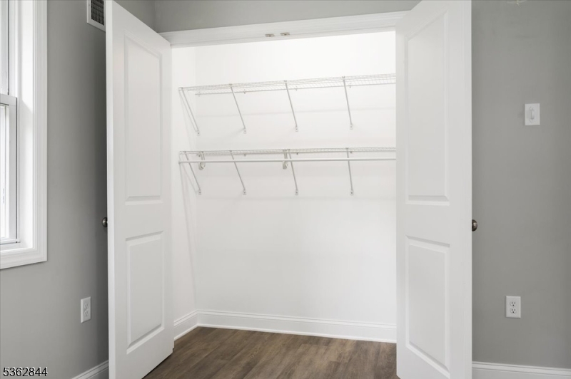 Cedar Knolls - Residential Lease