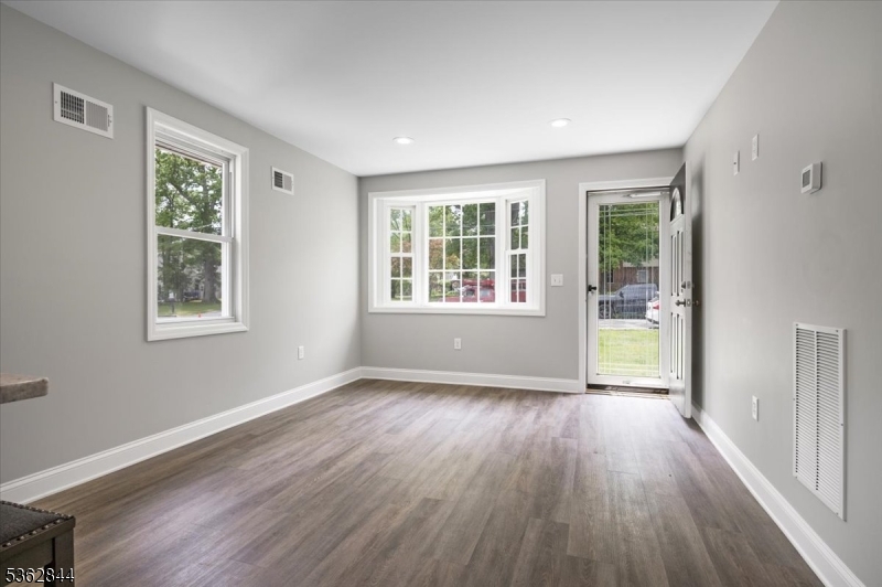 Cedar Knolls - Residential Lease