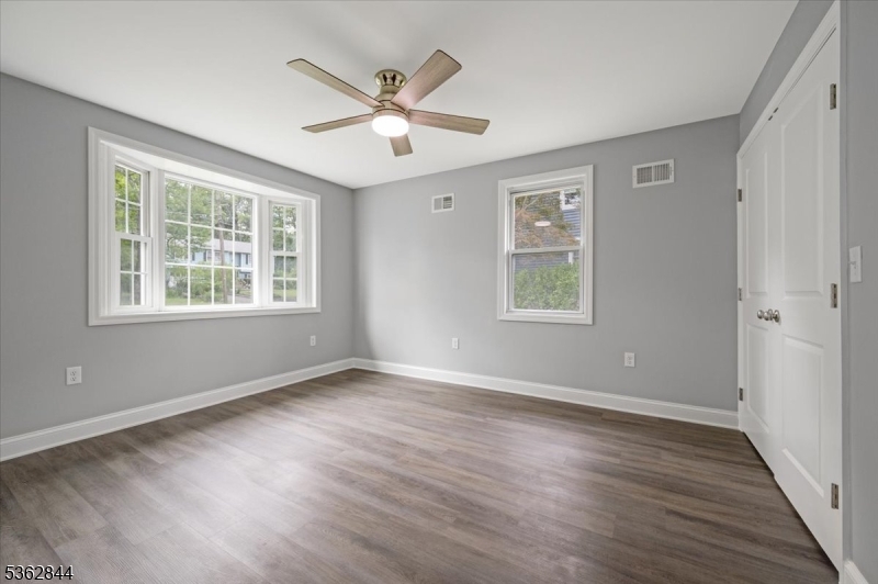 Cedar Knolls - Residential Lease