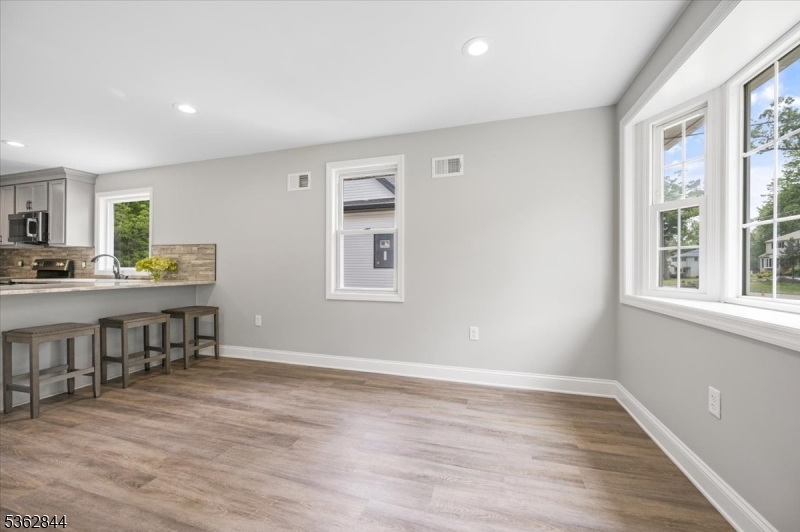 Cedar Knolls - Residential Lease