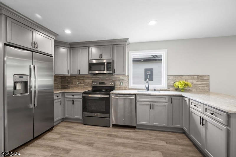 Cedar Knolls - Residential Lease